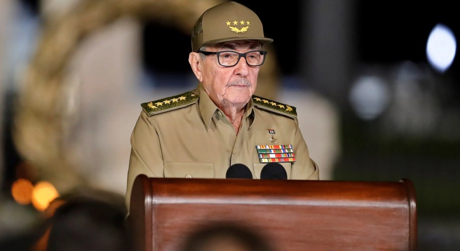 Fotografía de archivo del expresidente de Cuba Raúl Castro. EFE/Ernesto Mastrascusa/Pool