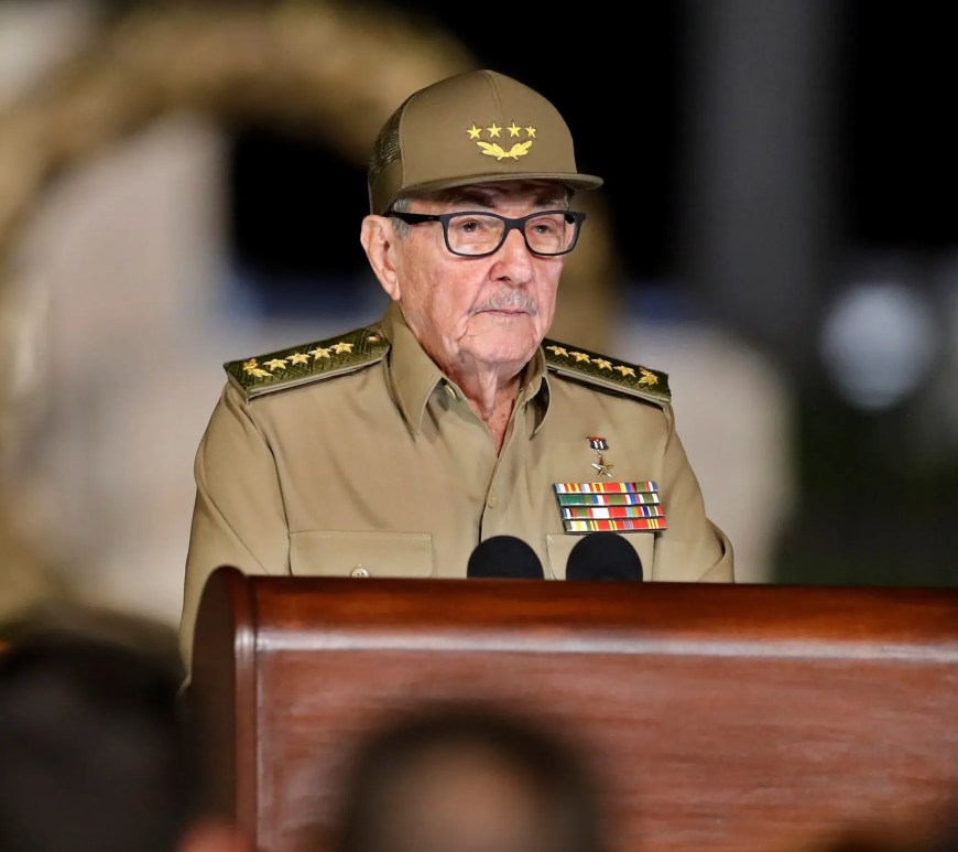 Fotografía de archivo del expresidente de Cuba Raúl Castro. EFE/Ernesto Mastrascusa/Pool