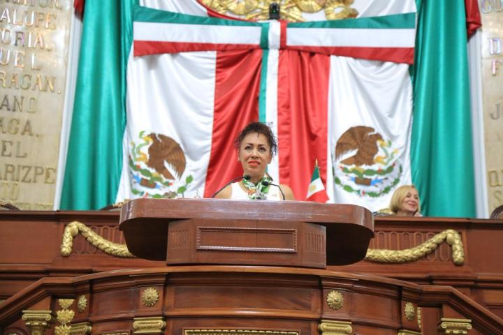 Rebeca Peralta León
