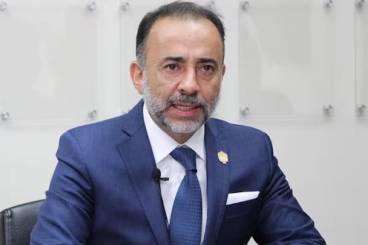 Fernando Flores Fernández