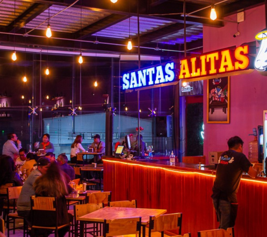 Santas Alitas