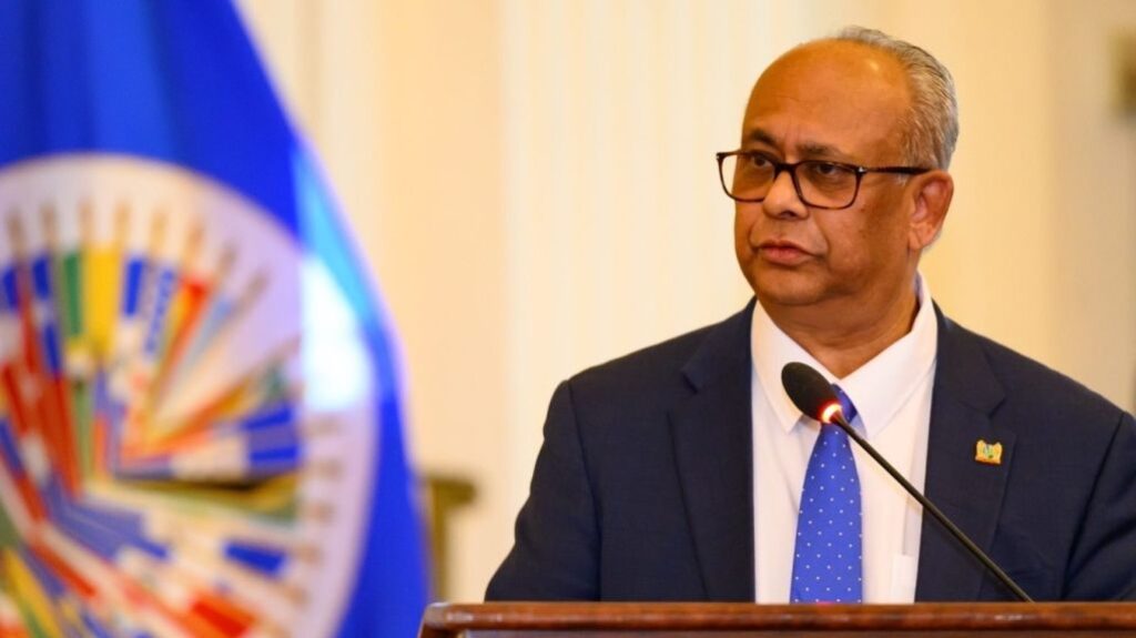 Albert R. Ramdin
