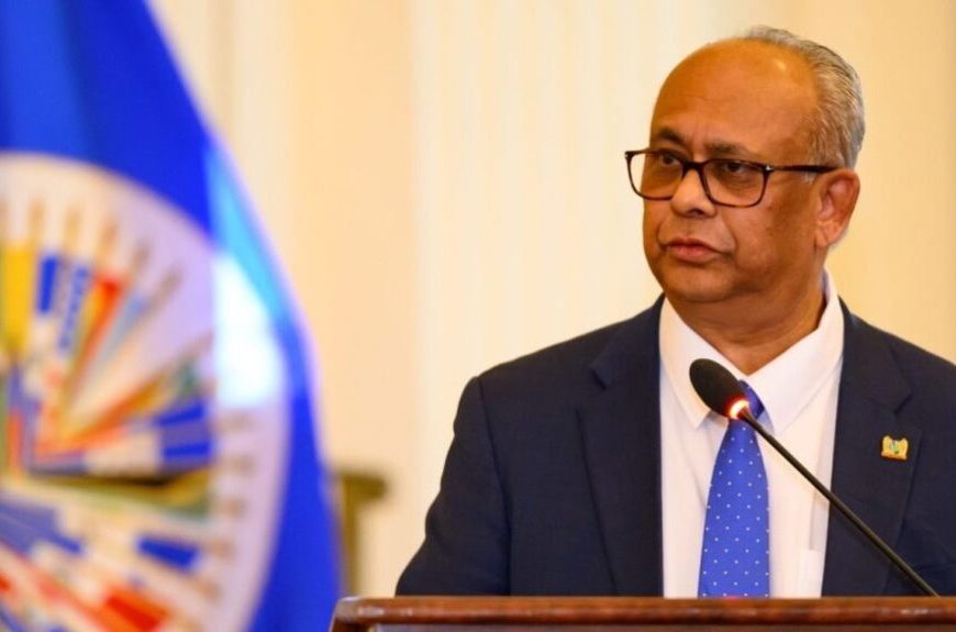 Albert R. Ramdin