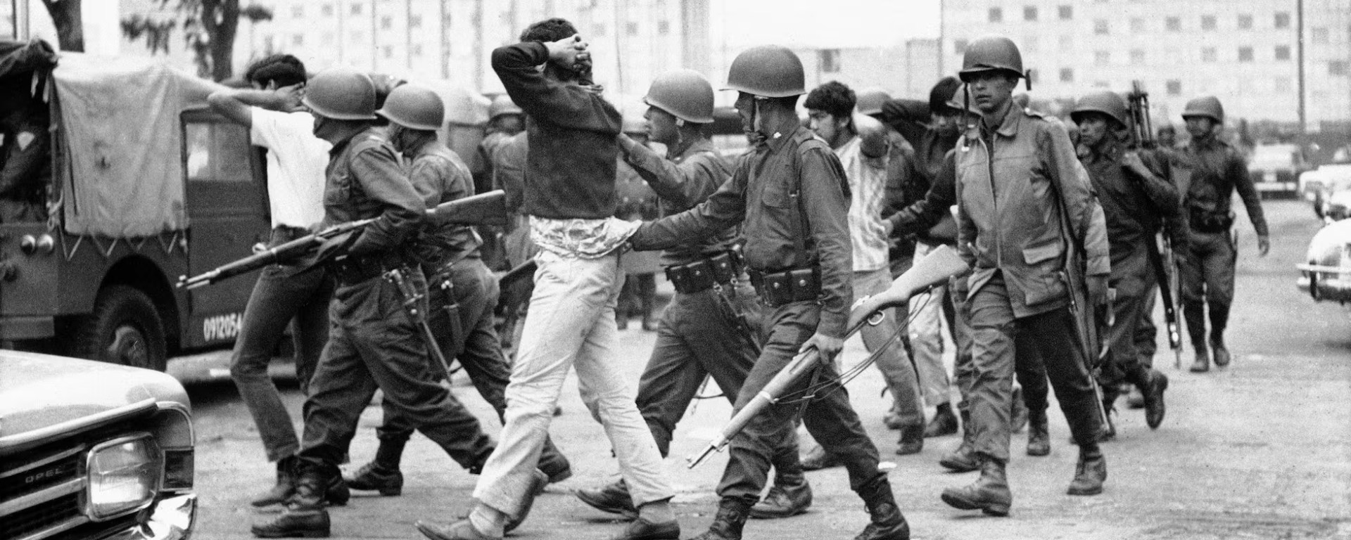 Guerra sucia, efectivos del Ejército