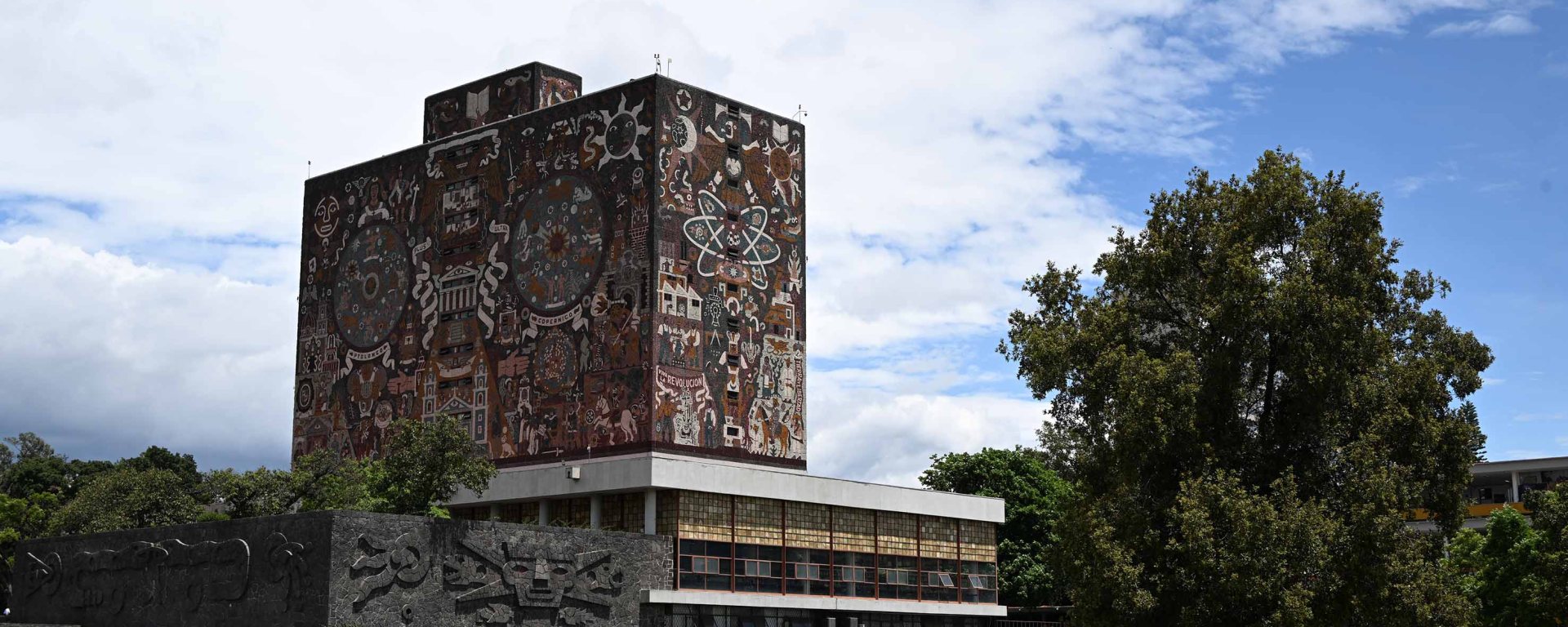 UNAM