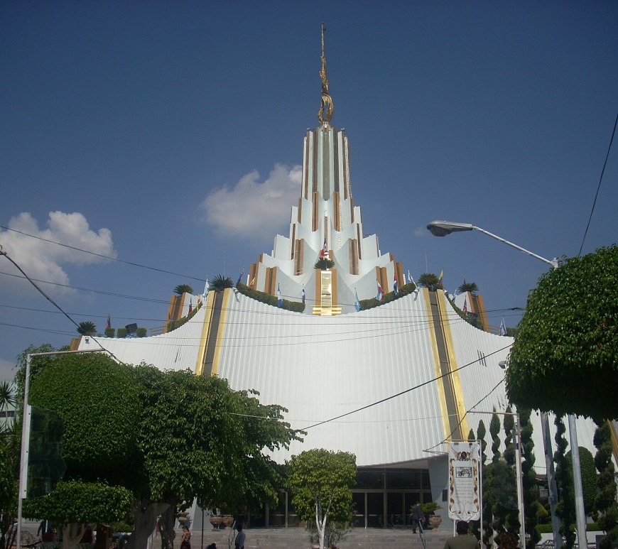 Sede de la Iglesia La Luz del Mundo