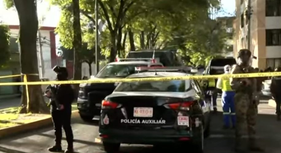 Asesinan a joven de 18 años afuera del CETIS 33 en Azcapotzalco; agresores huyeron en motocicletas