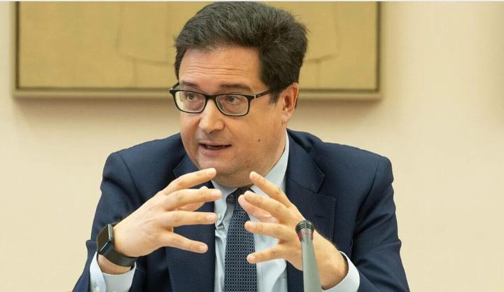 Óscar López
