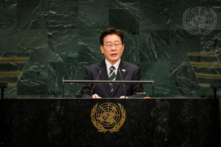 Lee Jae Myung | ONU - Loey Felipe