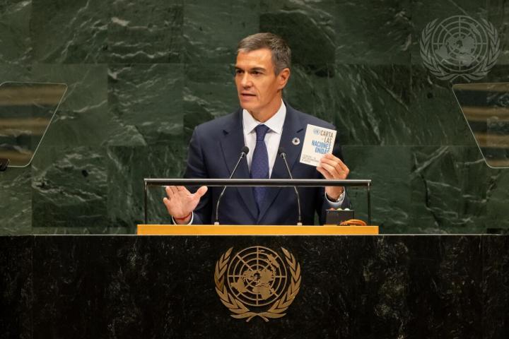 Pedro Sánchez Pérez-Castejón | - Loey Felipe