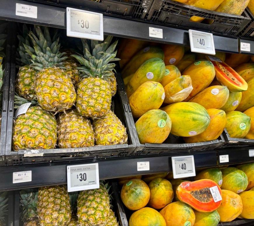 Frutas en supermercado