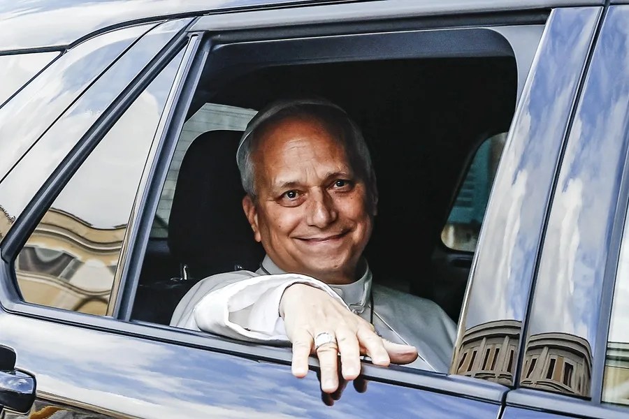 El papa León XIV llega al Vaticano tras recibir el alta del Hospital Gemelli. EFE/EPA/ANGELO CARCONI