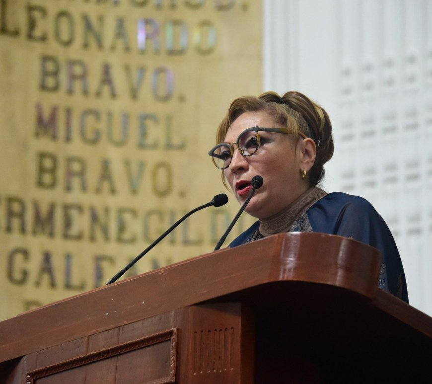 Adriana María Guadalupe Espinosa de los Monteros García